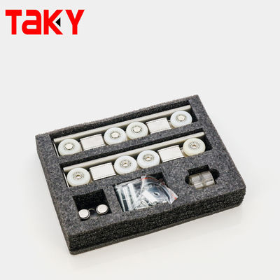 ฮาร์ดแวร์ลูกรอกประตูบานเลื่อน 8 ล้อ ปิดแบบนุ่มนวลสำหรับตู้เสื้อผ้าเฟอร์นิเจอร์ทันสมัย