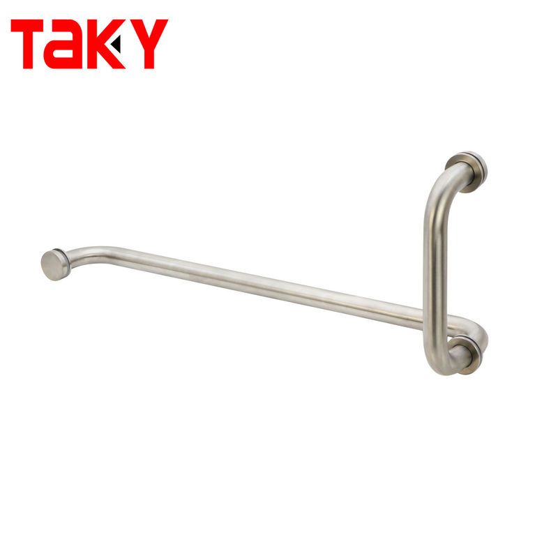 โรงแรมซิลเวอร์ ห้องอาบน้ำฝักบัว ประตูห้องกระจก ที่จับบาร์ผ้าขนหนูแบบประกบ